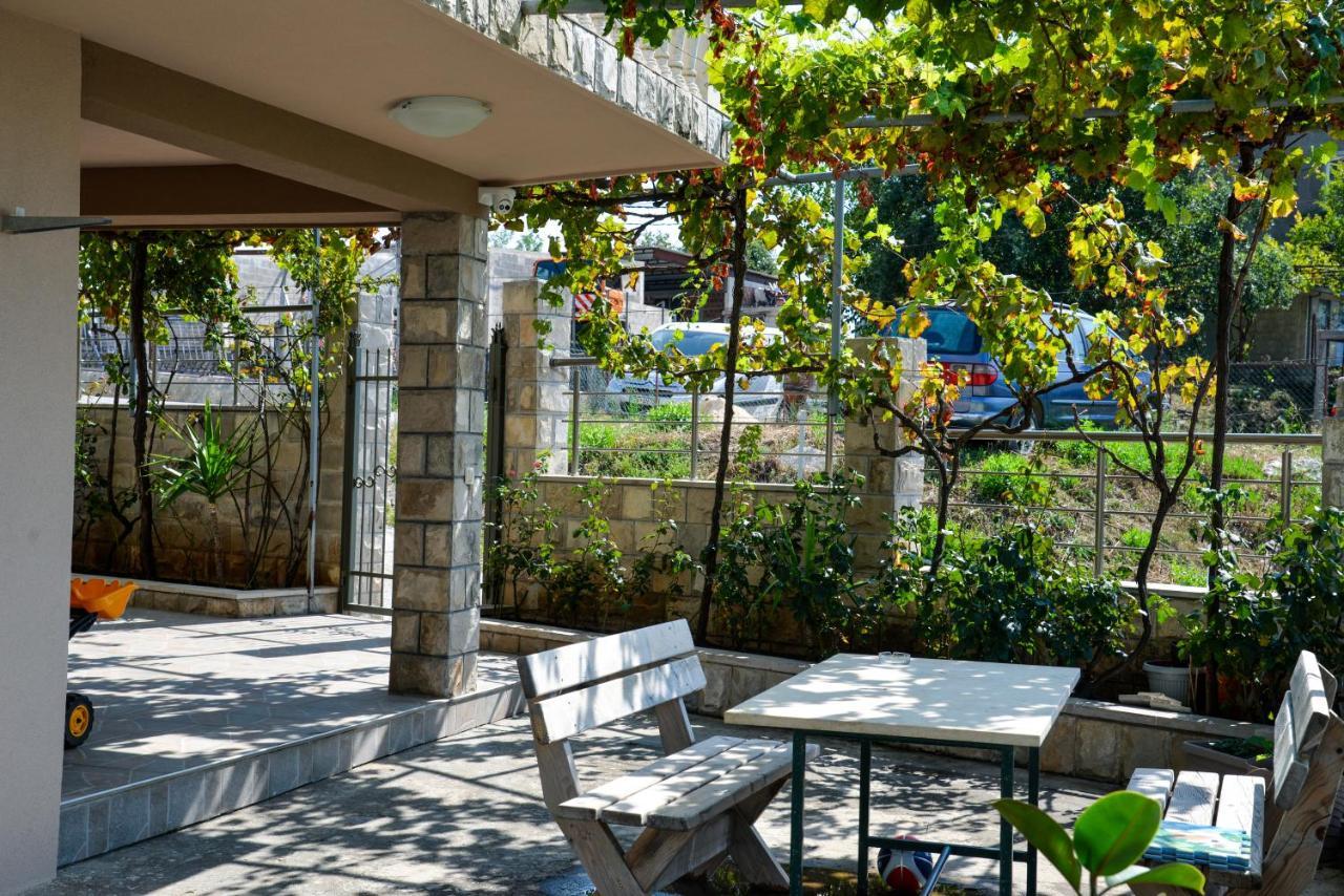 Guest House Ivana Tivat Extérieur photo