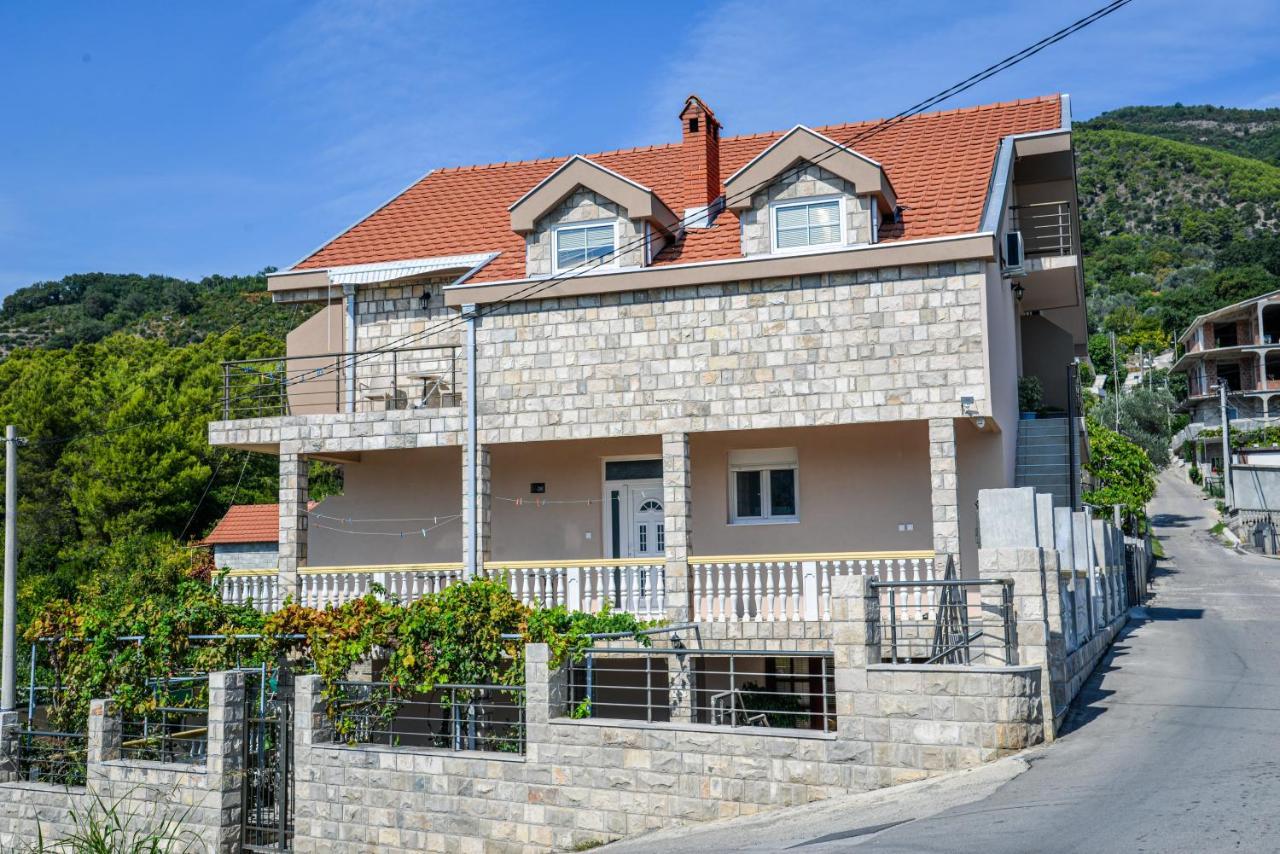 Guest House Ivana Tivat Extérieur photo
