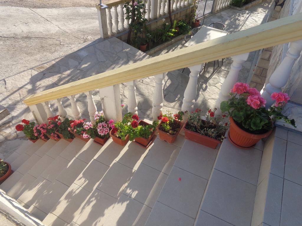 Guest House Ivana Tivat Extérieur photo